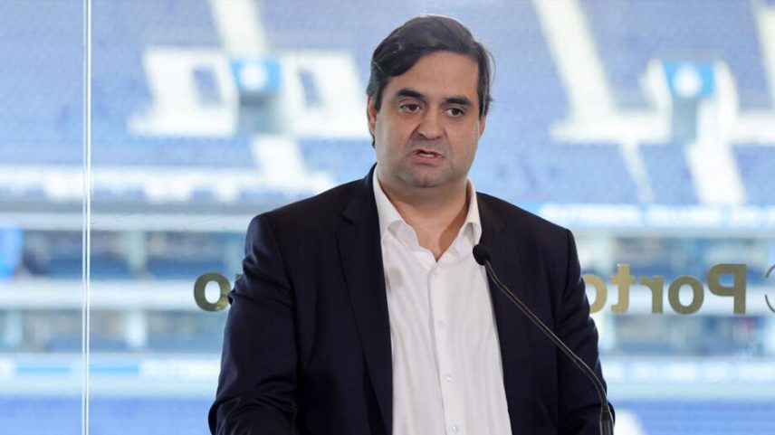 Tiago Madureira multado em 1.275 euros após queixa de mentor do CA