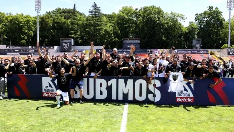 Liga a caminho de Viseu durante dias de festa