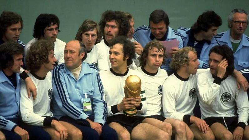 RFA'1974: mancha alemã associada à Laranja Mecânica