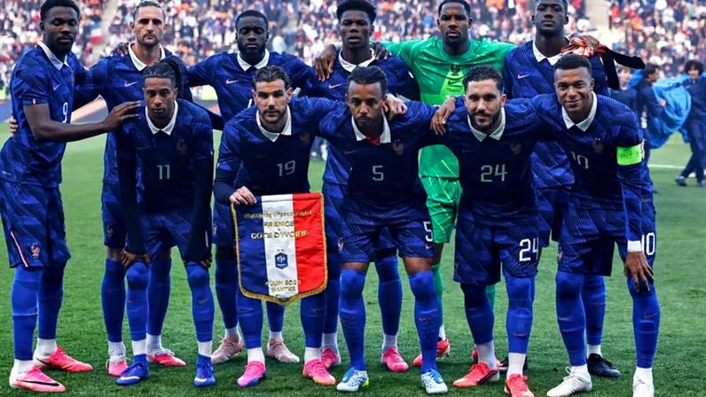 Polémica na seleção francesa: anúncio de casa de apostas provoca cinco craques