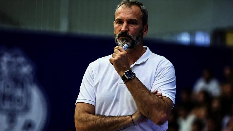 Fernando Sá promete ações para mudar rumo após derrota do FC Porto na Luz