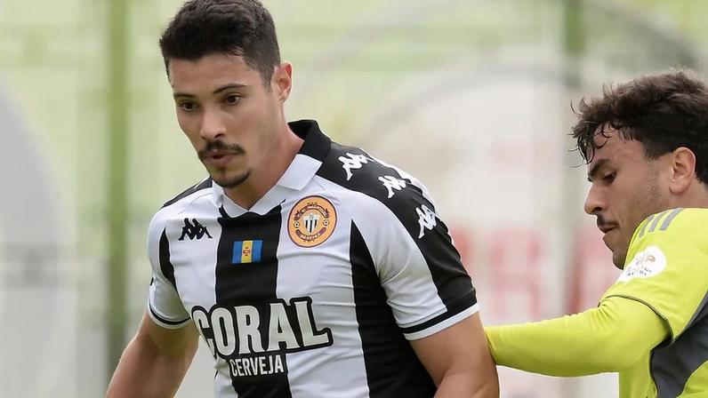 Médio esteve lesionado parte da época
