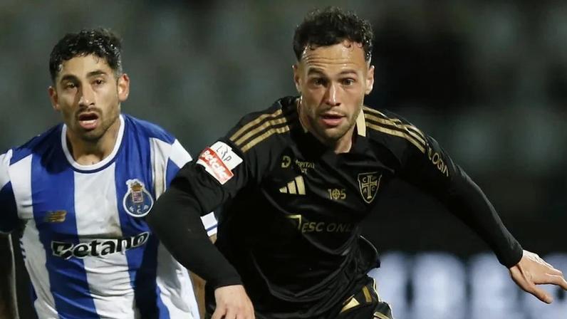 Tiago Morais em jogo diante do FC Porto