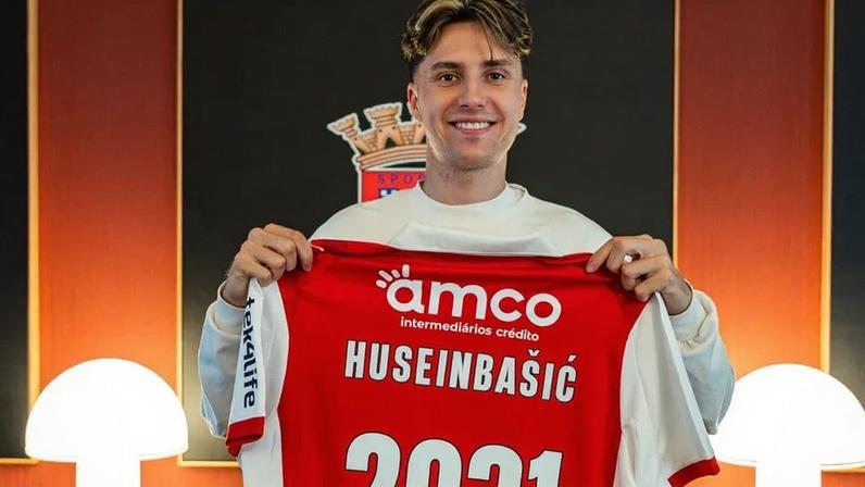 Denis Huseinbasic é reforço do Sp. Braga