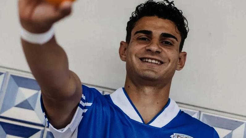 Paredes contrata médio no futebol espanhol