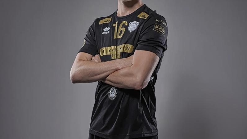 Breki Árnason, jogador islandês, apontado ao Benfica