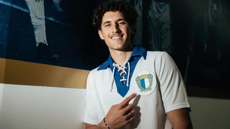 Finn van Breemen oficializado