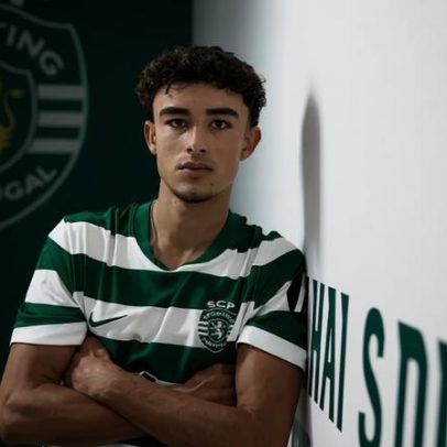 Jovem lateral direito assina contrato profissional com o Sporting