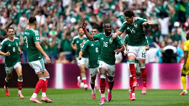 Julián Quiñones festeja após marcar o 1.º golo do Mundial'2026