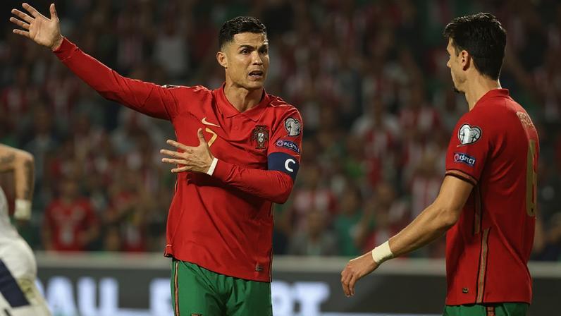 José Fonte elogia Ronaldo como exemplo diário de longevidade e consistência