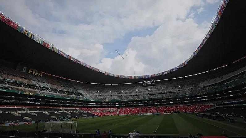 Adepto alemão morre nas imediações do Estádio Azteca horas antes do México-África do Sul