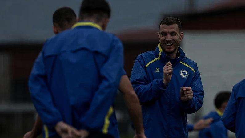 Edin Dzeko, capitão da Bósnia