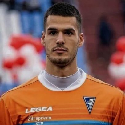 Vizela contrata guarda-redes sérvio de grande estatura