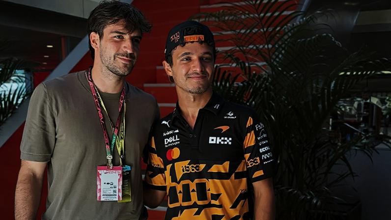 Fã de Fórmula 1 Ioannidis esteve com Lando Norris no GP de Barcelona