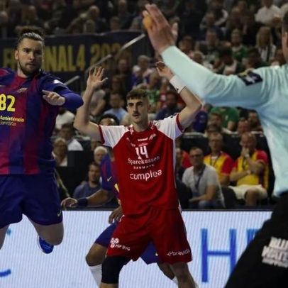 Barcelona de Luís Frade na final da Liga dos Campeões contra o Füchse Berlin