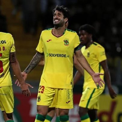 Tiago Ferreira agrada a Ricardo Costa