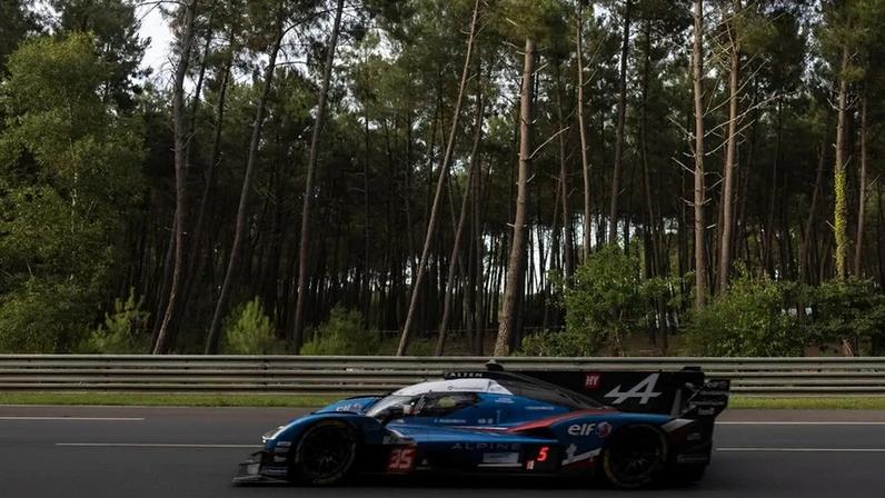 Félix da Costa fica em sexto e Albuquerque em nono nas 24 Horas de Le Mans