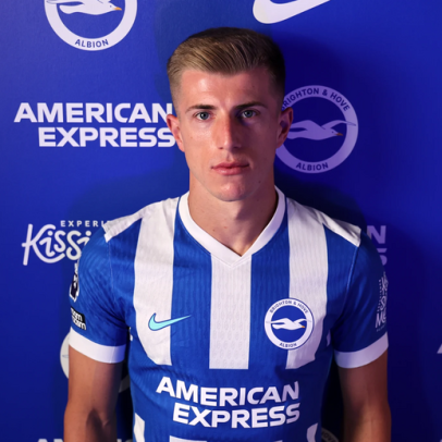 Costinha troca o Olympiacos pelo Brighton