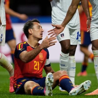 Espanhóis travados pela defesa de Cabo Verde; Oyarzabal ainda sem toque na bola