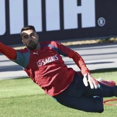 Diogo Costa mira o topo do Mundial com a SAD do FC Porto atenta