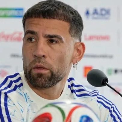 Otamendi anuncia adeus à seleção, dizendo que isto está a acabar