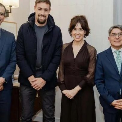 Coates é recebido na Embaixada de Portugal no Uruguai