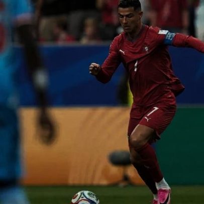 Duas leituras sobre Ronaldo em Houston: chamado de Ronaldo e comparação a Jordan