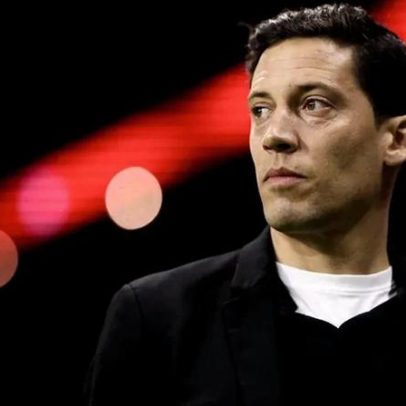 Luís Pinto mantém contrato até 2029 e está à espera em Barcelos