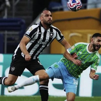 Transferência de Arthur Cabral em aberto: Botafogo tenta renegociar dívida de 11 M€