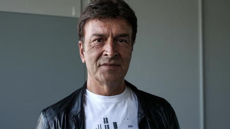 Tony Carreira critica hat-trick de Messi e afirma ser defensor de Ronaldo
