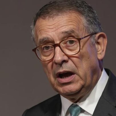 Parlamento autoriza Presidente a viajar para Miami para o jogo Colômbia-Portugal