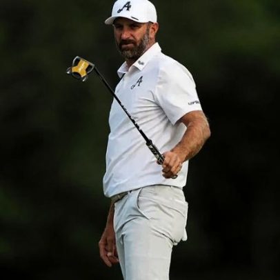 Dustin Johnson fica a duas pancadas de Wyndham Clark no Open dos EUA