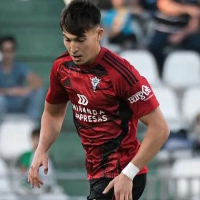 Alverca contrata jovem médio espanhol vindo do Villarreal