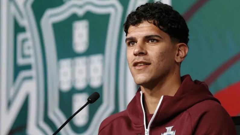Tottenham entra na corrida por Mateus Fernandes