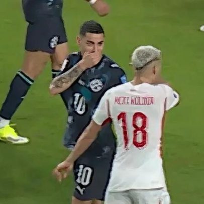 Almirón expulso marca a primeira expulsão do Mundial 2026
