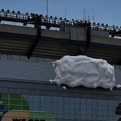 Gillette segue Levi's e provoca FIFA por nome de estádio