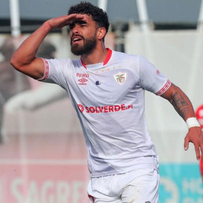 Oficial Klismahn deixa Santa Clara e parte rumo ao Azerbaijão