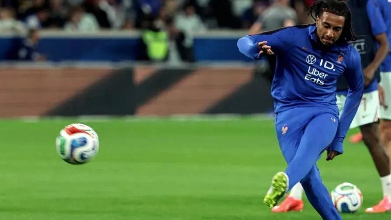 Olise ao serviço da seleção francesa