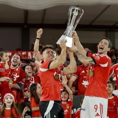 Benfica vence Sporting por 3-1 e aproxima do título