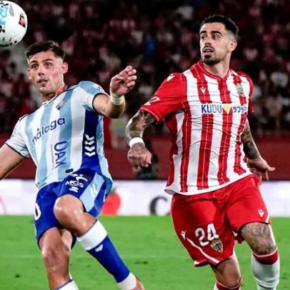 Almería falha subida à La Liga com Jorge Jesus nas bancadas