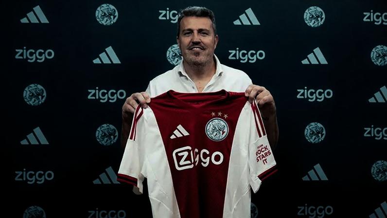 Óscar García deixa o Ajax após época para esquecer