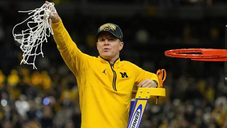 Dusty May é o novo treinador dos Dallas Mavericks