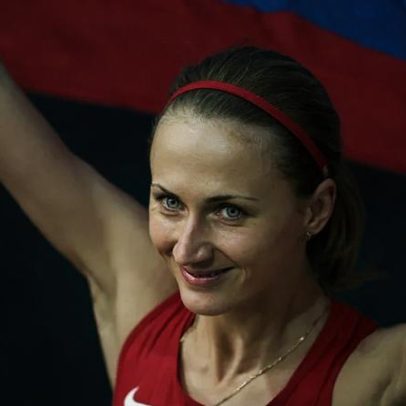 Pódio dos 800 metros femininos de Londres 2012 alterado após desclassificação