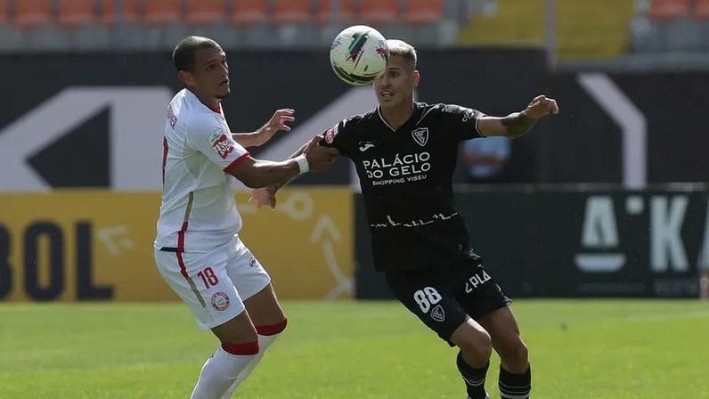 Marquinho regressa à base
