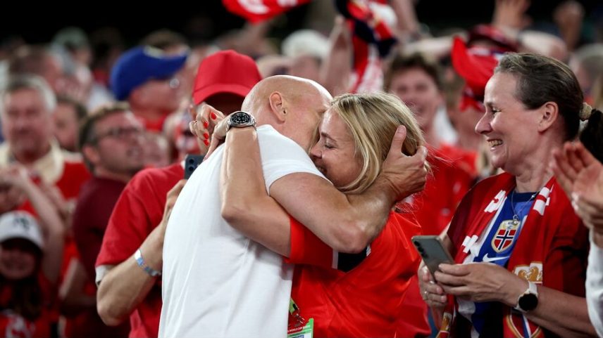 Beijo marcante no Mundial 2026 expõe história dramática