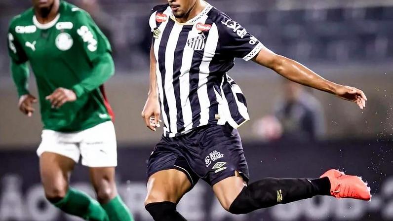 Dívida de Rollheiser impede negócio entre Benfica e Santos por João Ananias