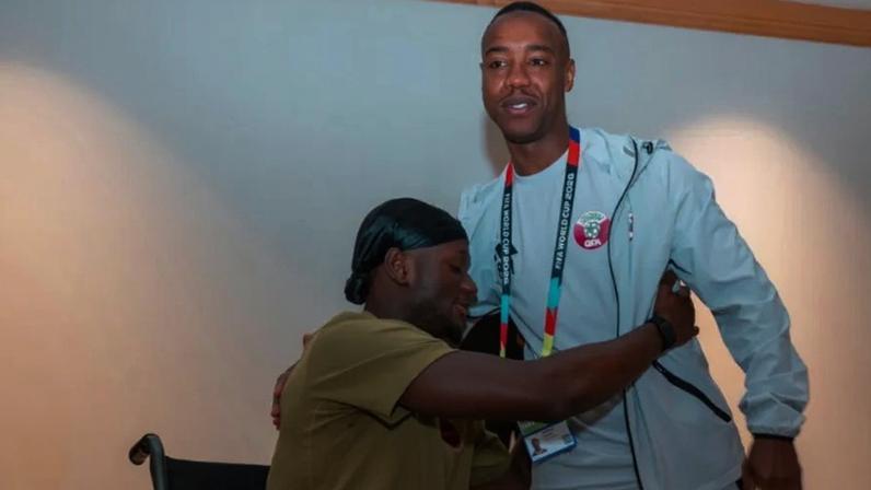 Assim Madibo visita Ismael Koné após lesão grave