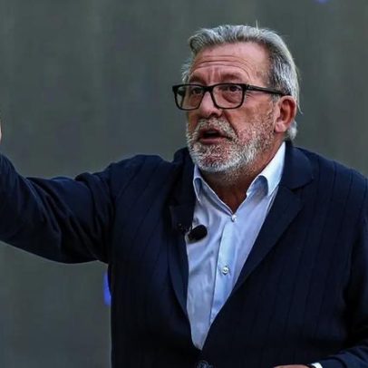 Carlos Manuel submetido a cirurgia da anca