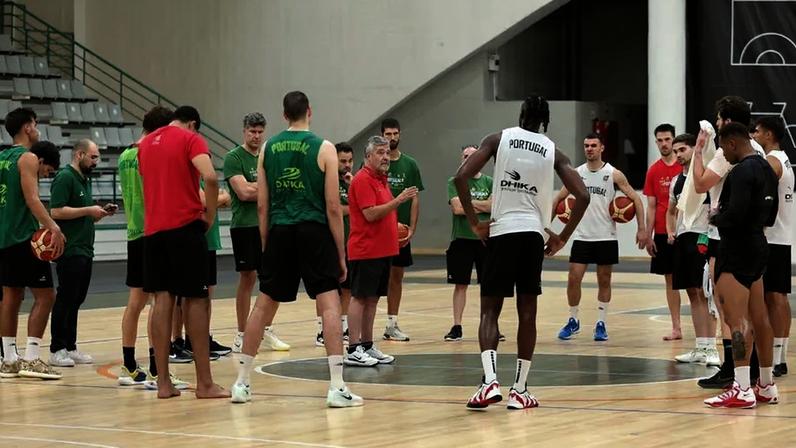 Seleção trabalha em Matosinhos