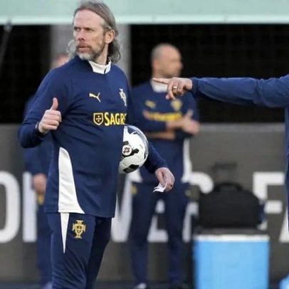 MacPhee, mestre das bolas paradas da Seleção, criativo e próximo dos jogadores